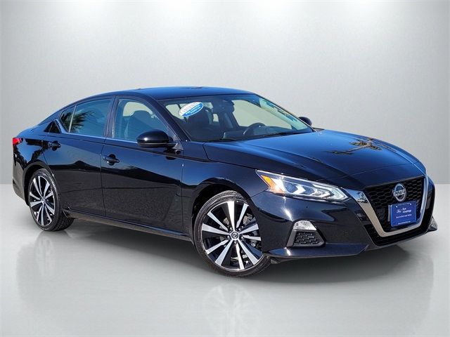 2022 Nissan Altima 2.5 SR