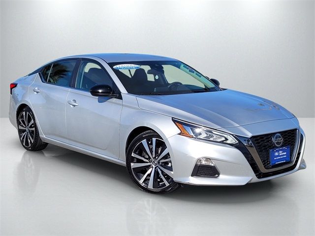 2022 Nissan Altima 2.5 SR