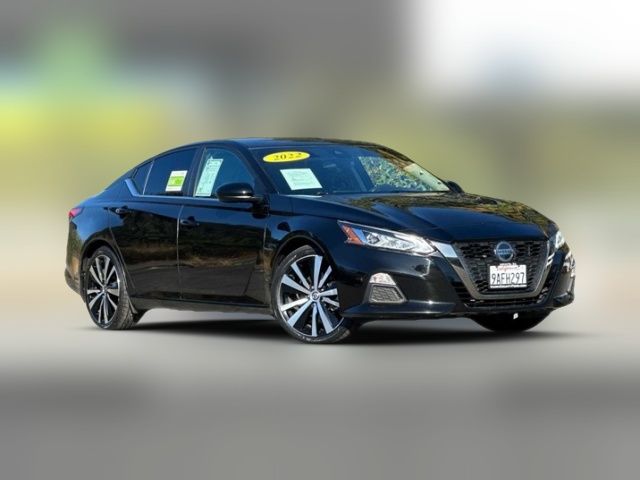 2022 Nissan Altima 2.5 SR