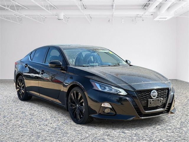 2022 Nissan Altima 2.5 SR