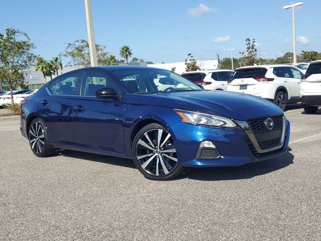 2022 Nissan Altima 2.5 SR