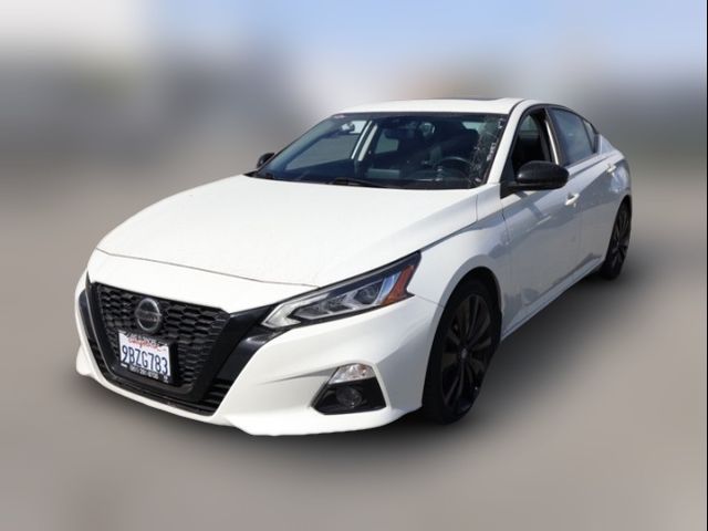 2022 Nissan Altima 2.5 SR