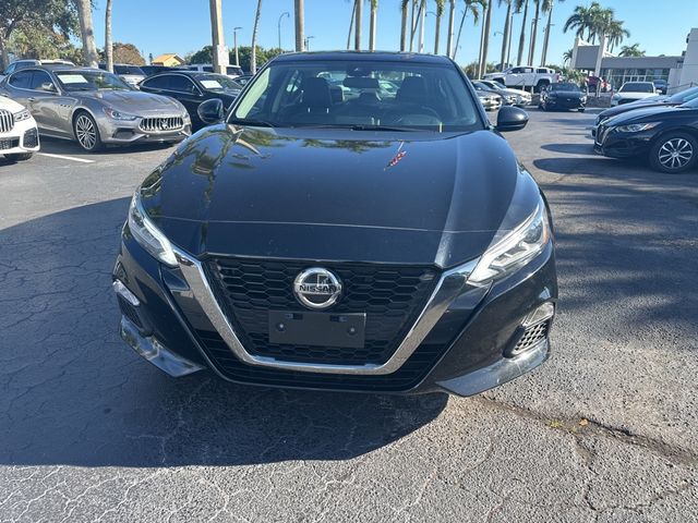 2022 Nissan Altima 2.5 SR