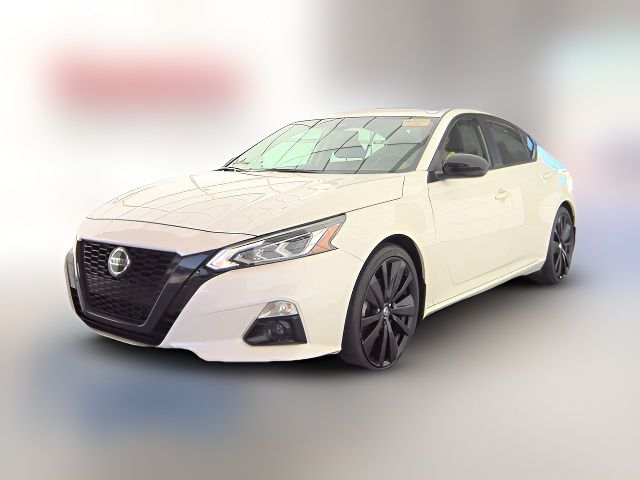 2022 Nissan Altima 2.5 SR
