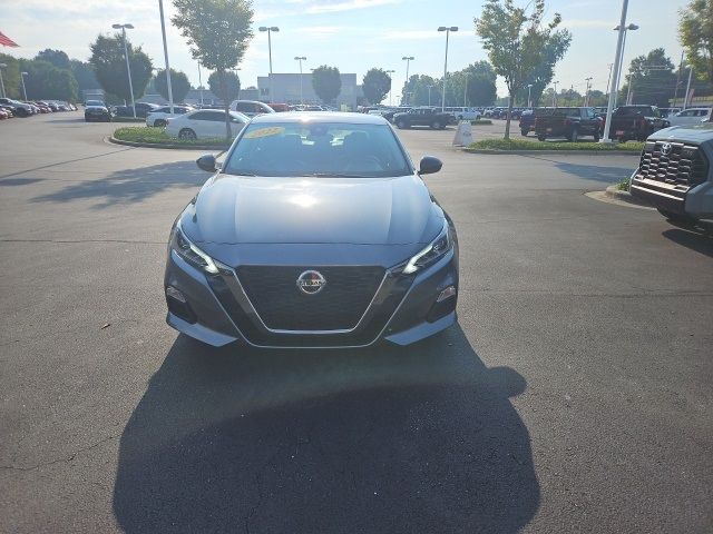 2022 Nissan Altima 2.5 SR