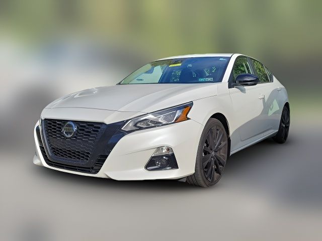 2022 Nissan Altima 2.5 SR