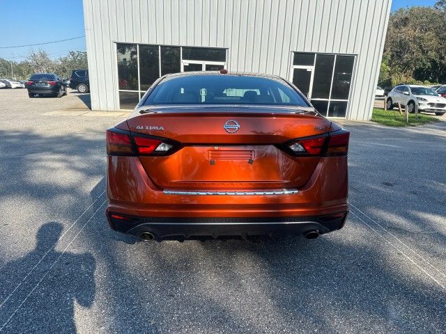 2022 Nissan Altima 2.5 SR