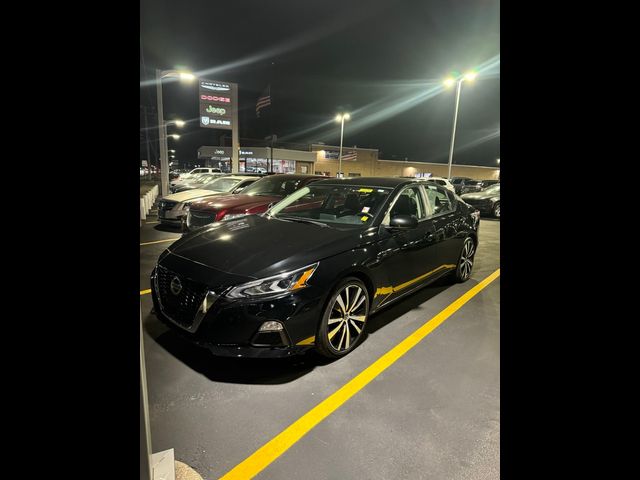 2022 Nissan Altima 2.5 SR