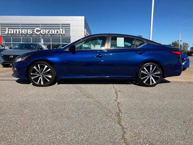 2022 Nissan Altima 2.5 SR