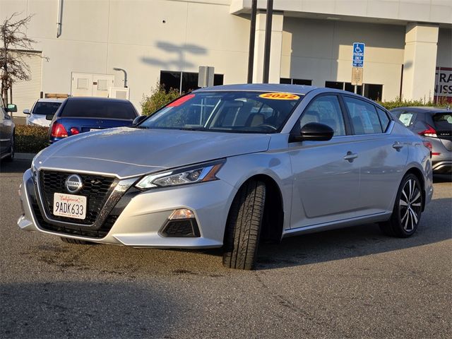 2022 Nissan Altima 2.5 SR