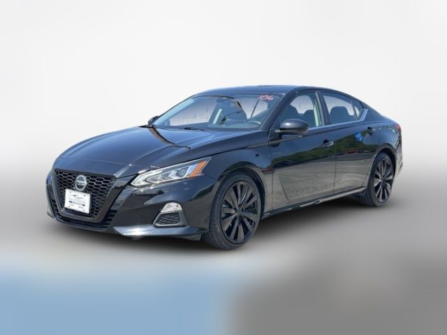2022 Nissan Altima 2.5 SR