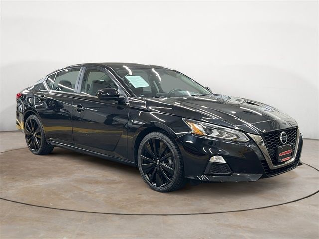 2022 Nissan Altima 2.5 SR