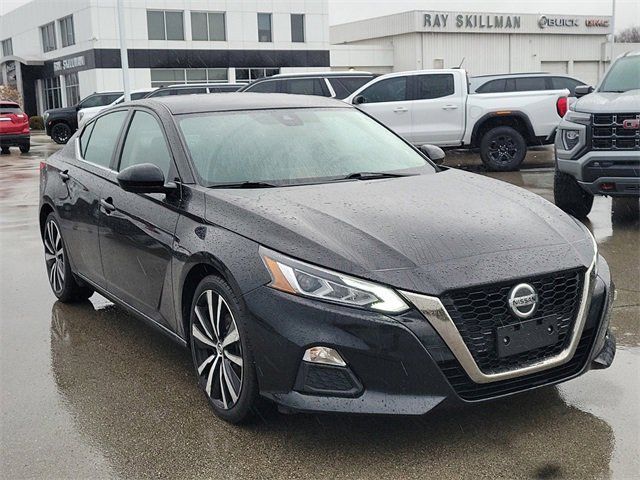 2022 Nissan Altima 2.5 SR