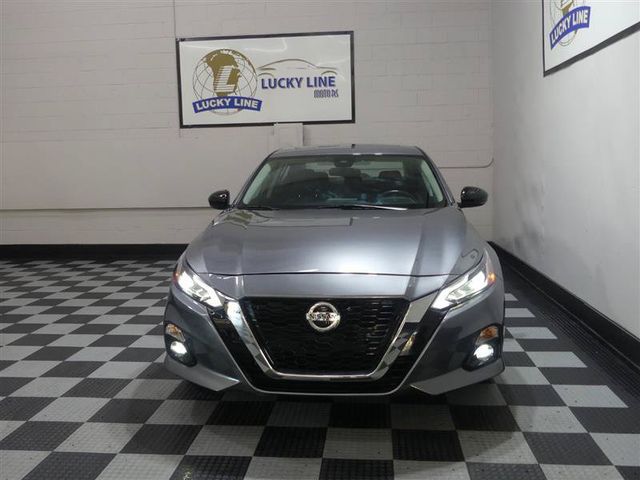 2022 Nissan Altima 2.5 SR