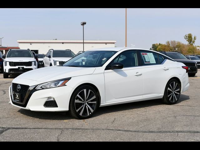 2022 Nissan Altima 2.5 SR