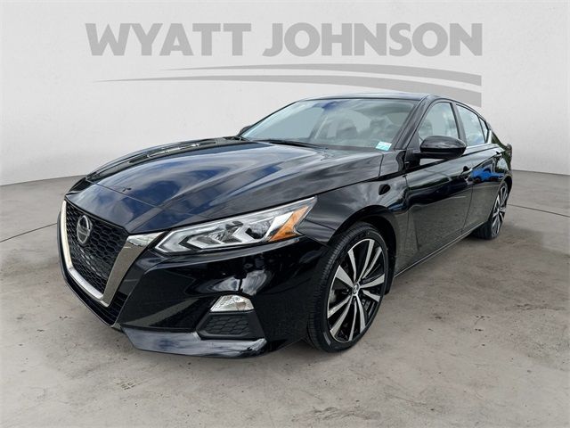 2022 Nissan Altima 2.5 SR