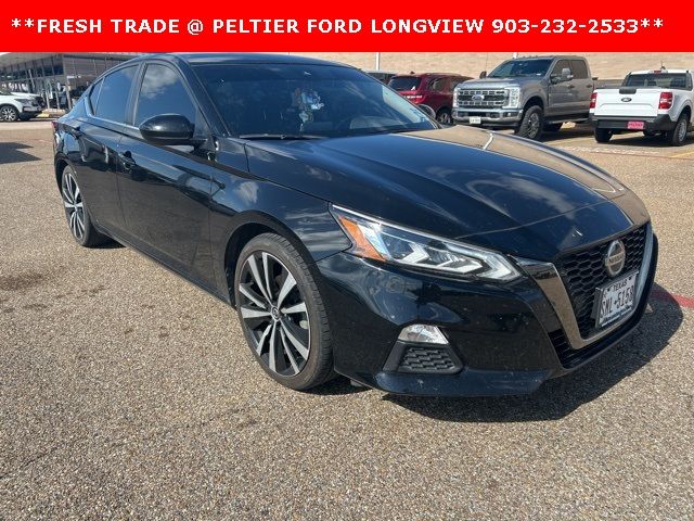 2022 Nissan Altima 2.5 SR