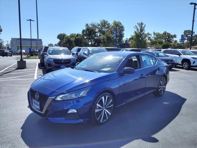 2022 Nissan Altima 2.5 SR