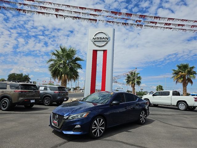 2022 Nissan Altima 2.5 SR