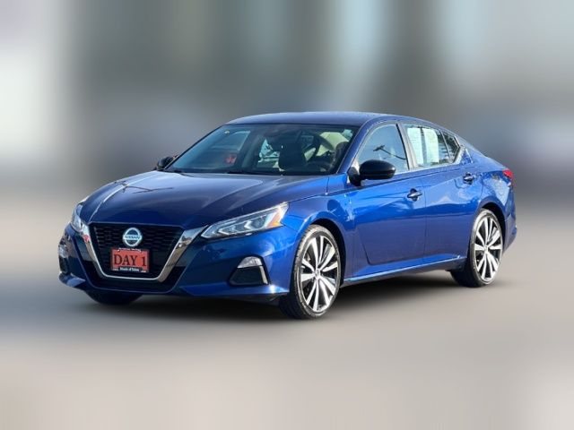 2022 Nissan Altima 2.5 SR