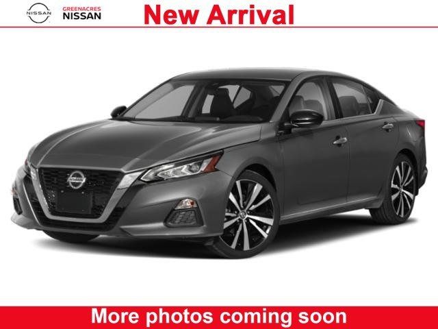 2022 Nissan Altima 2.5 SR