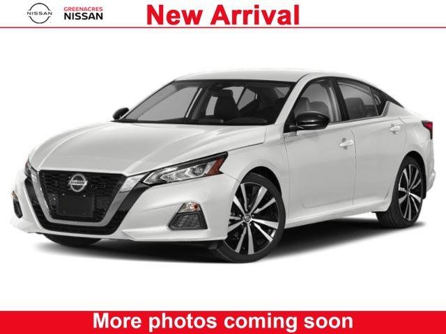 2022 Nissan Altima 2.5 SR