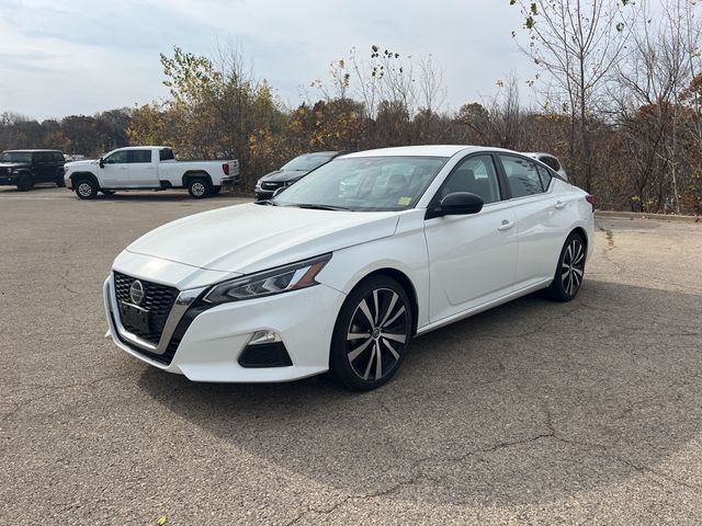 2022 Nissan Altima 2.5 SR