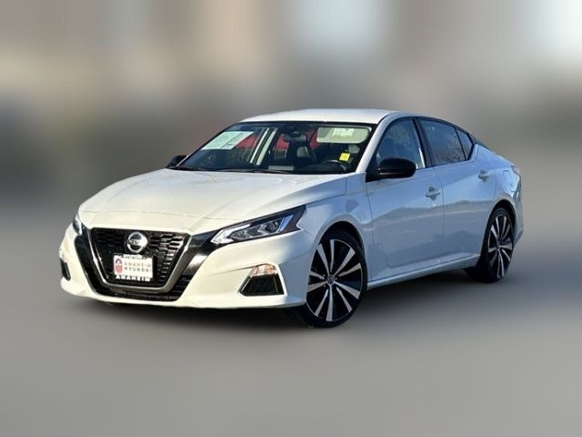 2022 Nissan Altima 2.5 SR