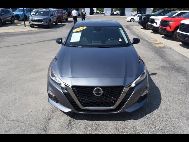 2022 Nissan Altima 2.5 SR