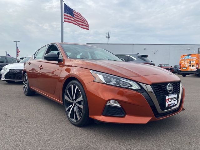 2022 Nissan Altima 2.5 SR