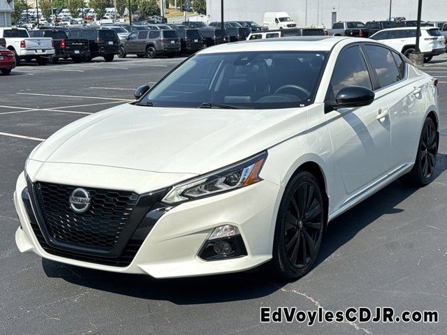 2022 Nissan Altima 2.5 SR