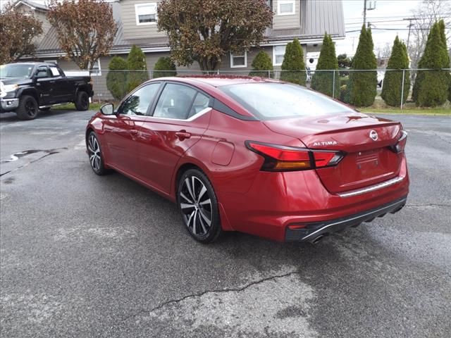 2022 Nissan Altima 2.5 SR