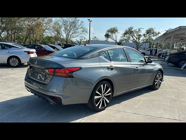 2022 Nissan Altima 2.5 SR