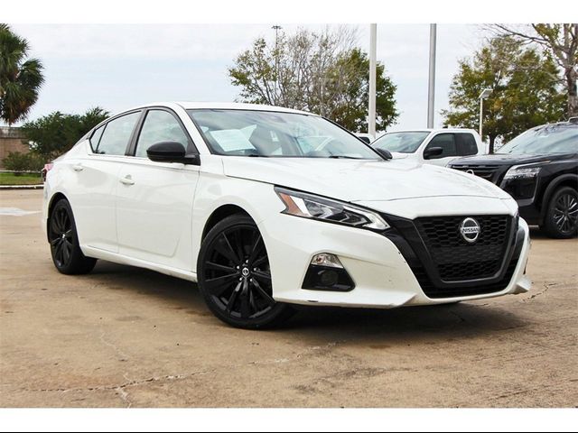 2022 Nissan Altima 2.5 SR