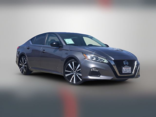2022 Nissan Altima 2.5 SR