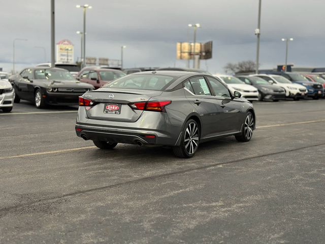 2022 Nissan Altima 2.5 SR