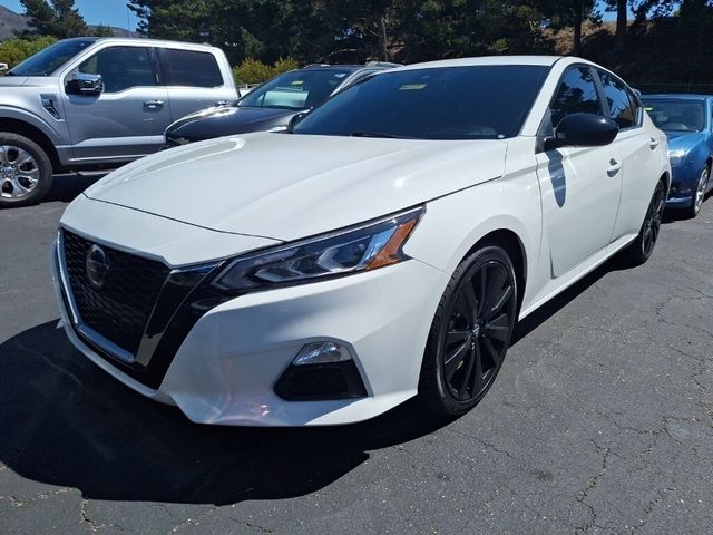 2022 Nissan Altima 2.5 SR