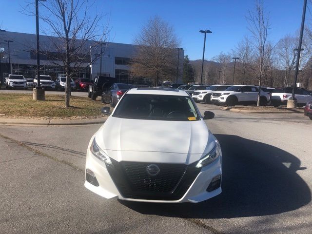 2022 Nissan Altima 2.5 SR