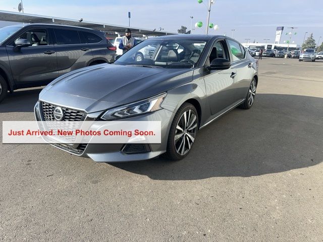 2022 Nissan Altima 2.5 SR