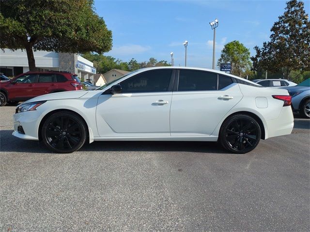 2022 Nissan Altima 2.5 SR