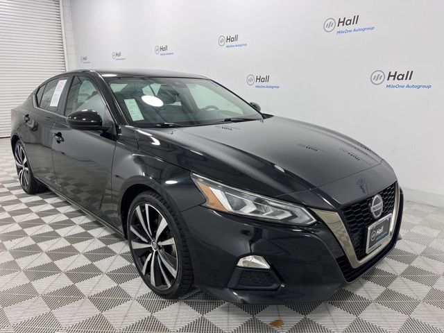 2022 Nissan Altima 2.5 SR