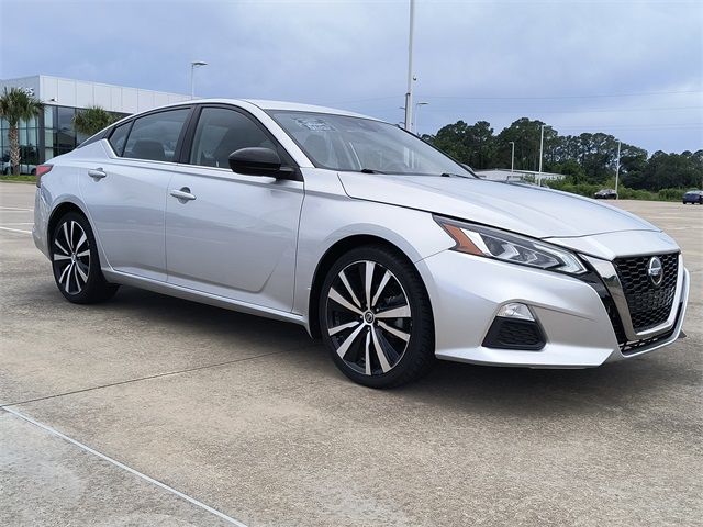 2022 Nissan Altima 2.5 SR
