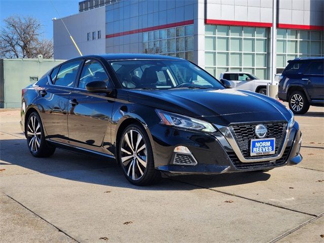 2022 Nissan Altima 2.5 SR