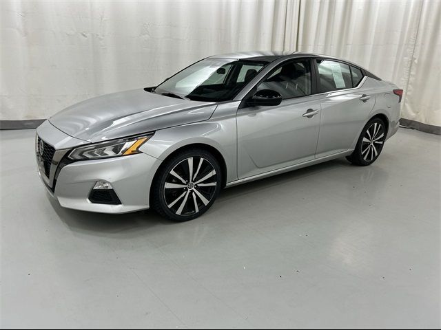 2022 Nissan Altima 2.5 SR