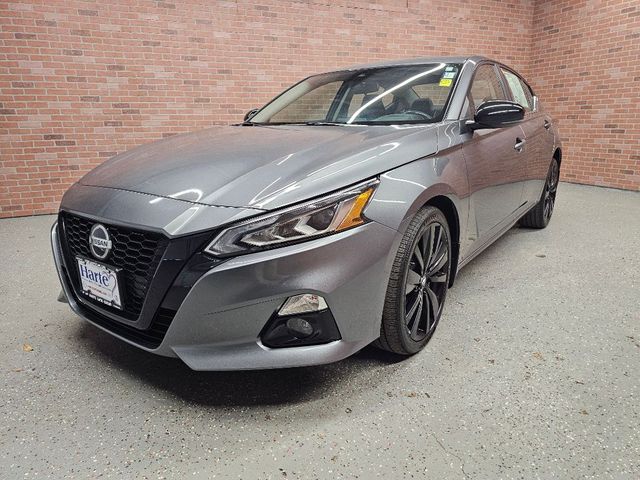 2022 Nissan Altima 2.5 SR