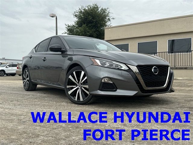 2022 Nissan Altima 2.5 SR