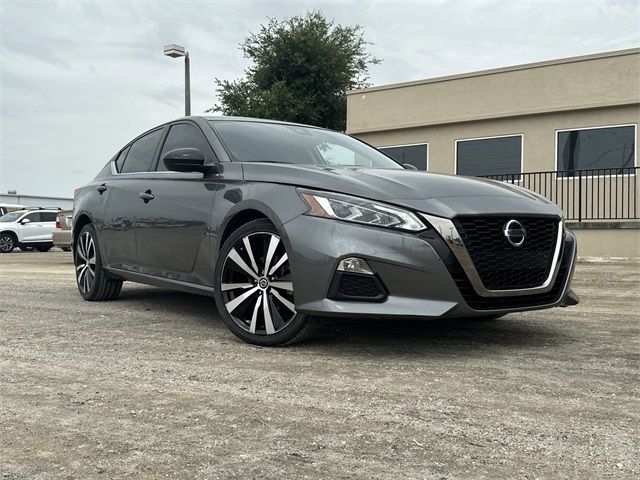 2022 Nissan Altima 2.5 SR