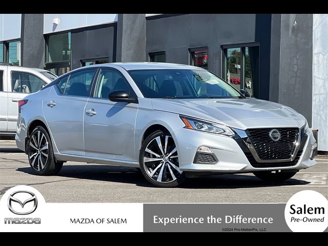 2022 Nissan Altima 2.5 SR