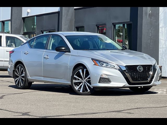 2022 Nissan Altima 2.5 SR