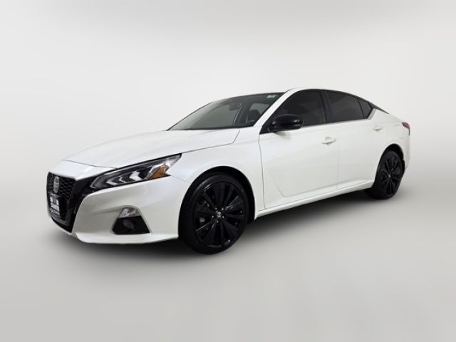2022 Nissan Altima 2.5 SR